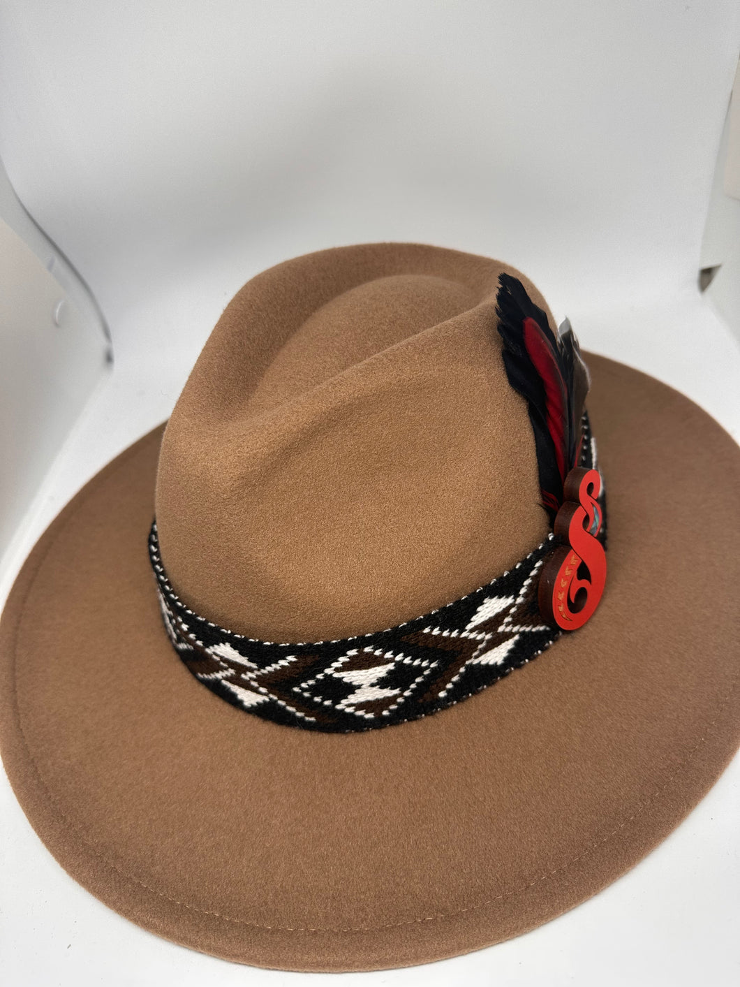 WHERO / The Red Pōtae